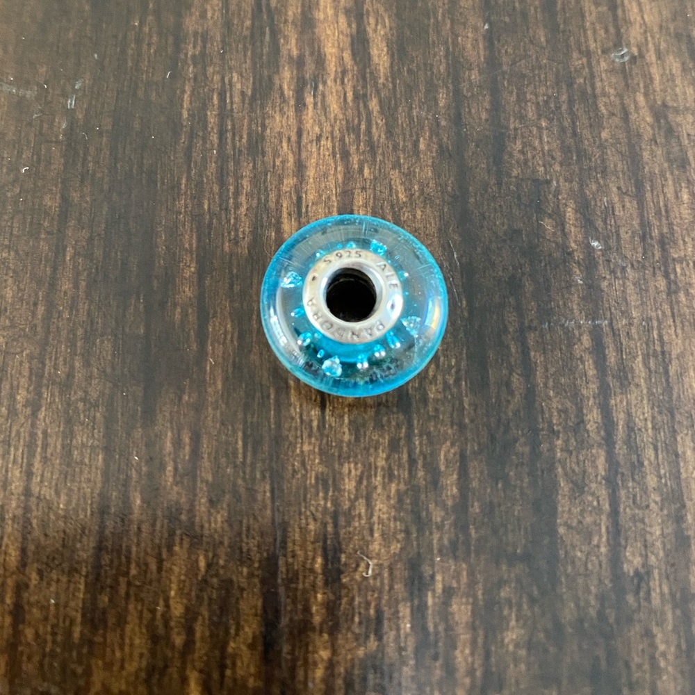 Pandora blue filler charm